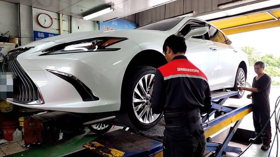 秋季行車保養，日通宜蘭汽車保養保護您的愛車，延長行車壽命